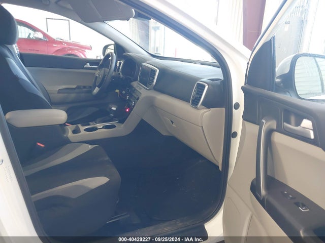 KIA Sportage Lx 2022 KNDPMCAC1N7967793 Image 5