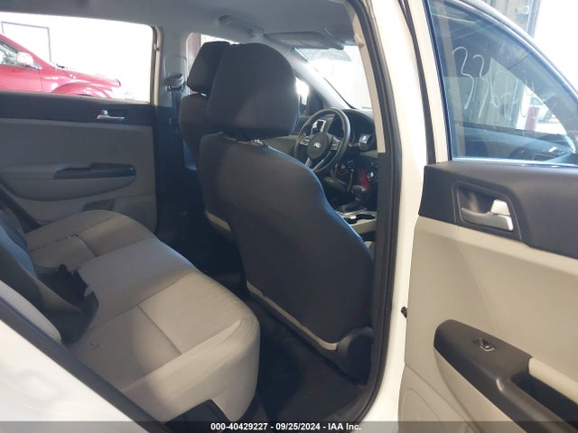 KIA Sportage Lx 2022 KNDPMCAC1N7967793 Image 8