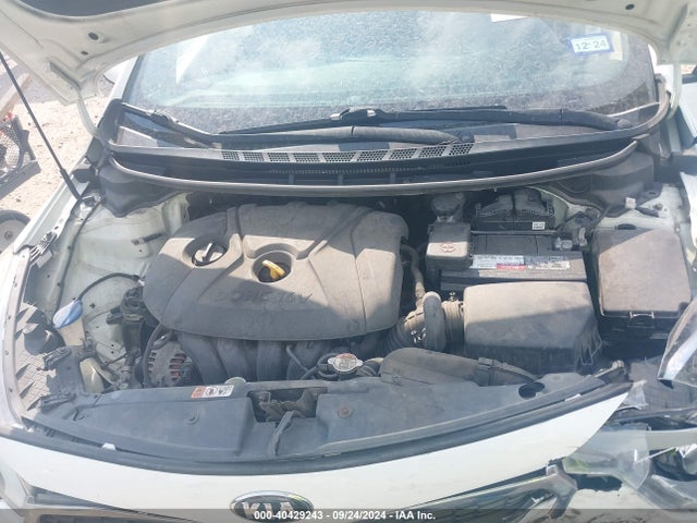 KIA FORTE LX 2016 KNAFK4A64G5573041 Image 10