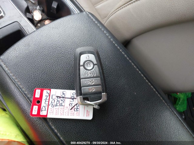 Ford FUSION SE 2017 3FA6P0T98HR140394 Image 11