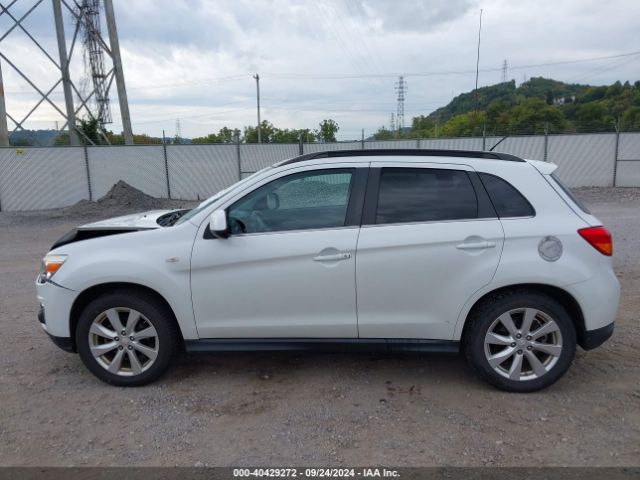4A4AR4AU4EE005093 Mitsubishi Outlander Sport Se