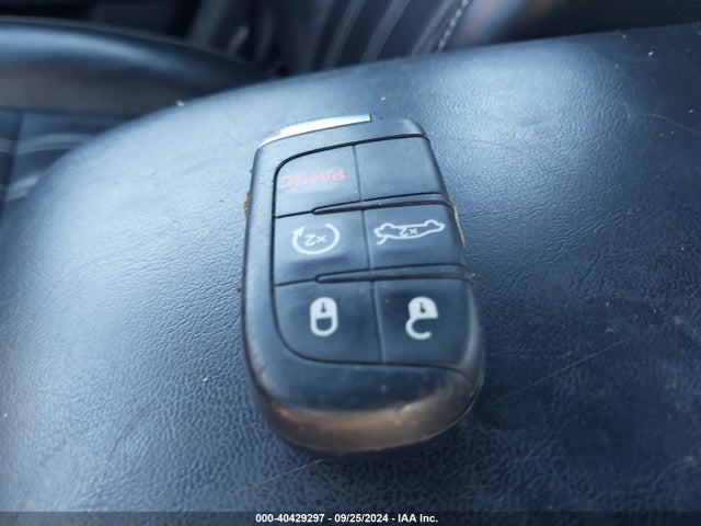 2C3CCABG5NH158720 Chrysler 300 S