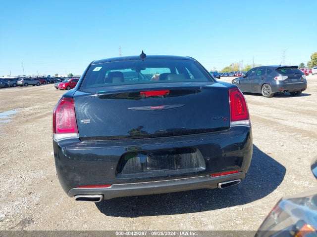 Chrysler 300 S 2022 2C3CCABG5NH158720 Image 17