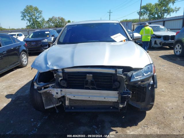 SADCJ2FX1KA397682 Jaguar F-pace 25t Premium