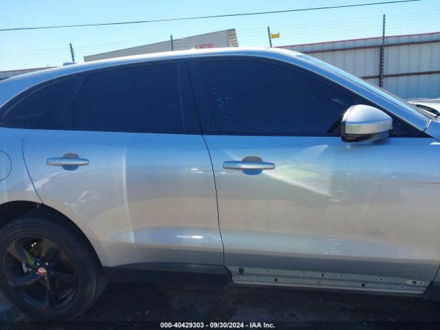 SADCJ2FX1KA397682 Jaguar F-pace 25t Premium