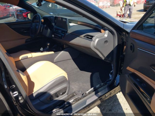 58ADZ1B14NU125977 Lexus ES 350