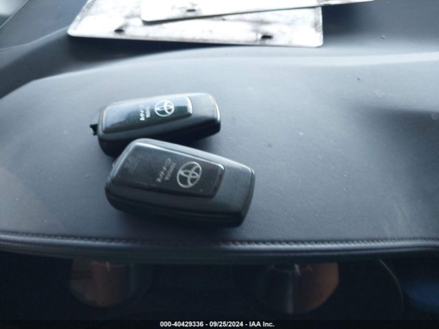 JTNKHMBX9M1111919 Toyota C-HR XLE
