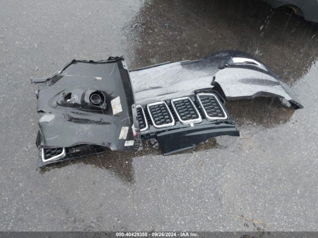1C4RJEAG6HC731359 Jeep Grand Cherokee Laredo 4x2