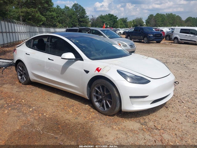 2021 TESLA MODEL 3 5YJ3E1EAXMF031690 Photo 0