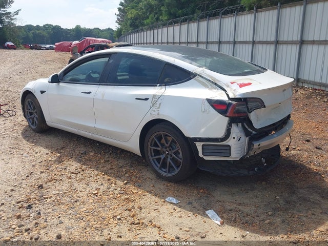 2021 TESLA MODEL 3 5YJ3E1EAXMF031690 Photo 2