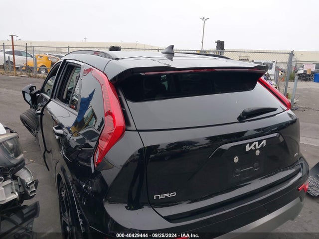 KNDCR3LE7P5074167 KIA Niro Ex Touring