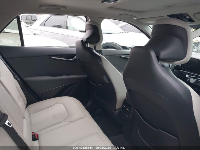 KNDCR3LE7P5074167 KIA Niro Ex Touring
