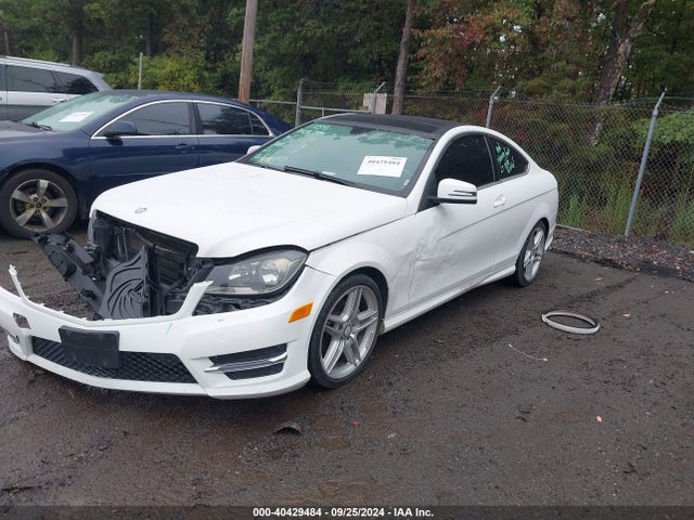 WDDGJ4HB5EG222482 Mercedes-Benz C 250