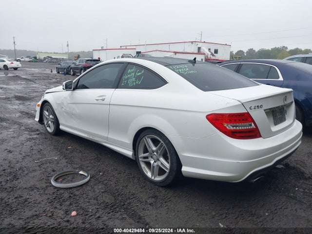WDDGJ4HB5EG222482 Mercedes-Benz C 250