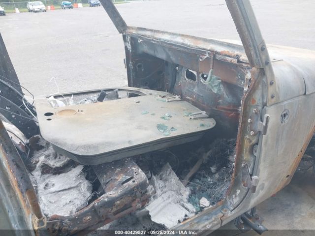1C4BJWEG4FL535421 Jeep Wrangler Unlimited Sahara