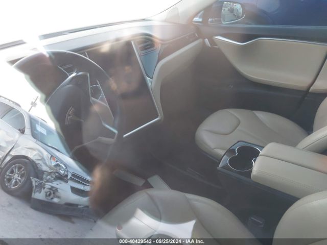5YJSA1S11EFP60240 Tesla MODEL S