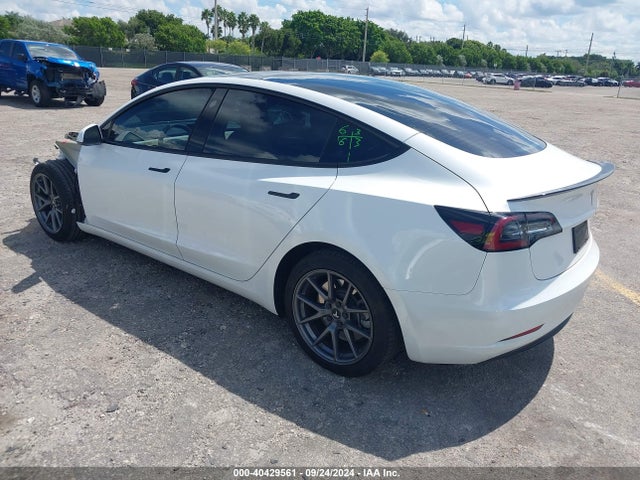 2023 TESLA MODEL 3 5YJ3E1EA7PF564407 Photo 2
