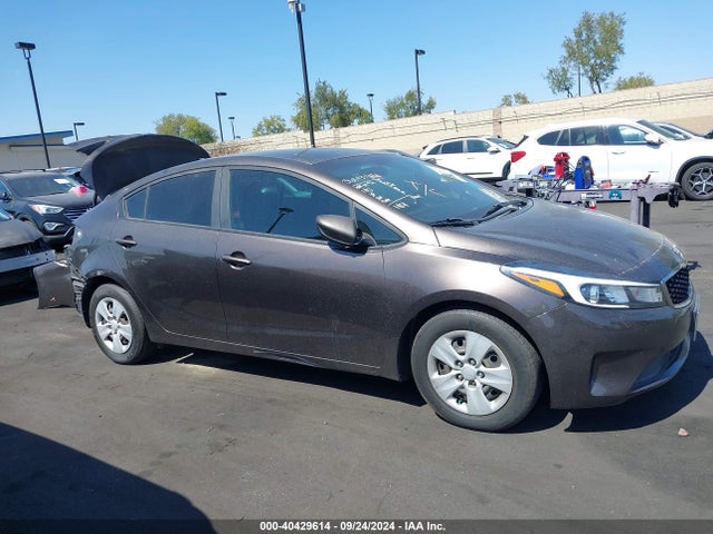 3KPFK4A73HE131353 KIA FORTE LX