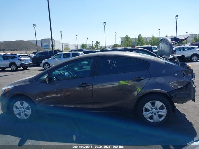 KIA FORTE LX 2017 3KPFK4A73HE131353 Image 15