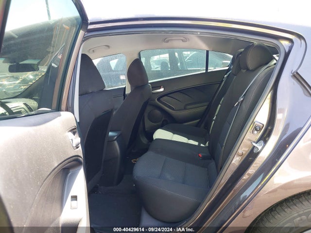 KIA FORTE LX 2017 3KPFK4A73HE131353 Image 8