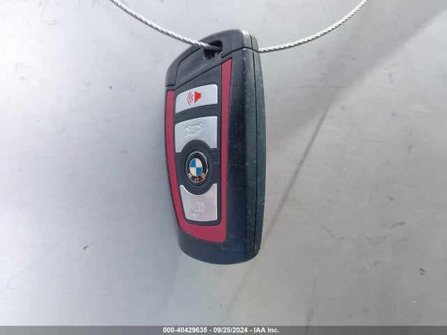 WBA8B9G51JNU97645 BMW 330I