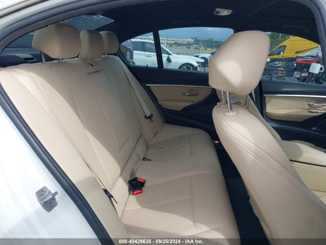 WBA8B9G51JNU97645 BMW 330I
