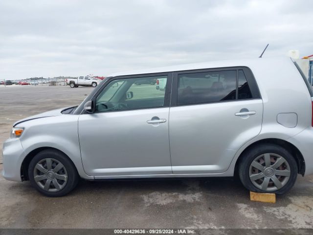 JTLZE4FE3FJ073115 Scion XB