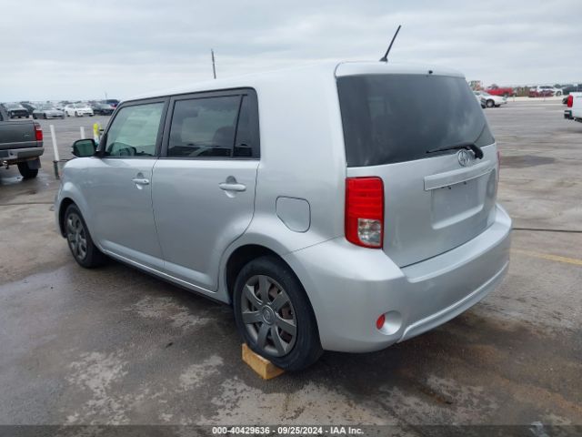 JTLZE4FE3FJ073115 Scion XB