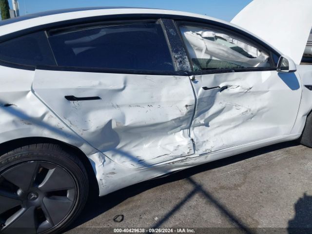 5YJ3E1EA9NF314440 Tesla MODEL 3