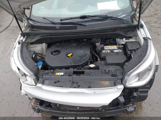 KIA SOUL + 2015 KNDJP3A52F7790347 Image 10