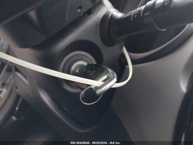 KIA SOUL + 2015 KNDJP3A52F7790347 Image 11
