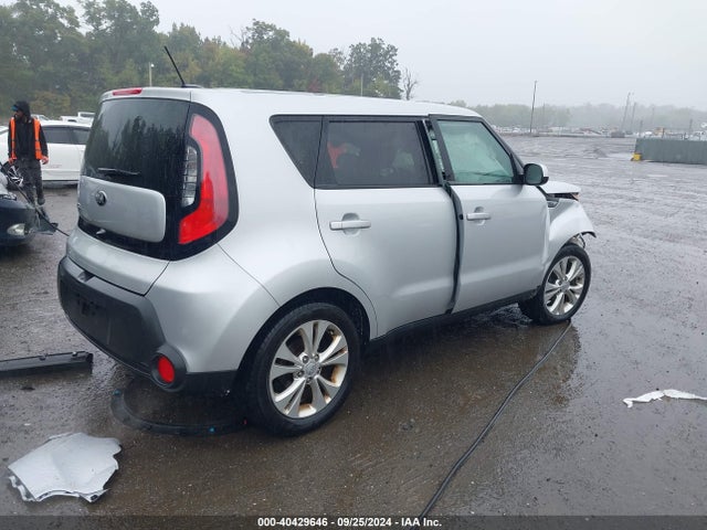 KIA SOUL + 2015 KNDJP3A52F7790347 Image 4