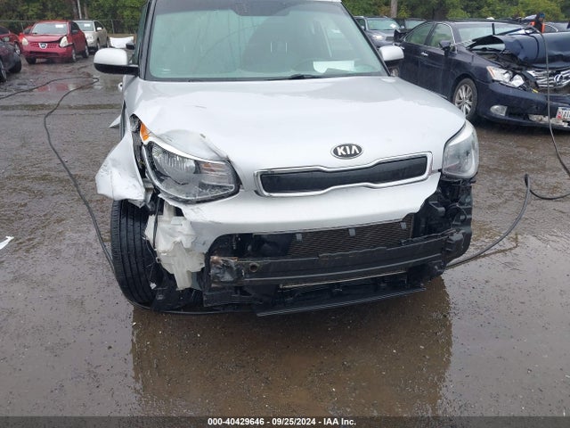 KIA SOUL + 2015 KNDJP3A52F7790347 Image 6