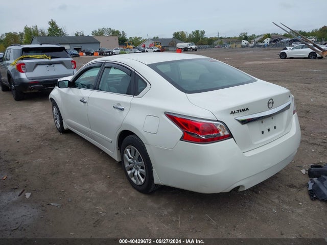 Nissan Altima 2.5 S 2015 1N4AL3AP2FC220262 Image 3