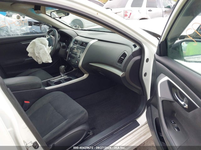 Nissan Altima 2.5 S 2015 1N4AL3AP2FC220262 Image 5
