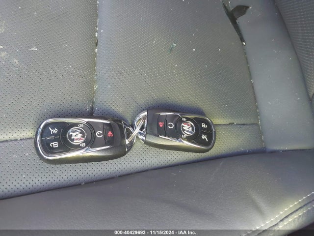 5GAERCKW5NJ107529 Buick Enclave Fwd Premium