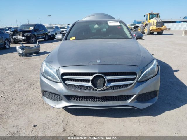 55SWF4JB8GU166597 Mercedes-Benz C 300 Luxury/sport
