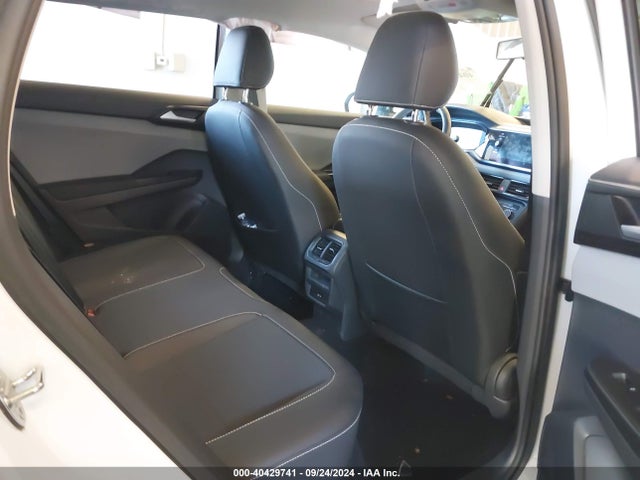 3VVLX7B20NM064027 Volkswagen Taos 1.5t Se