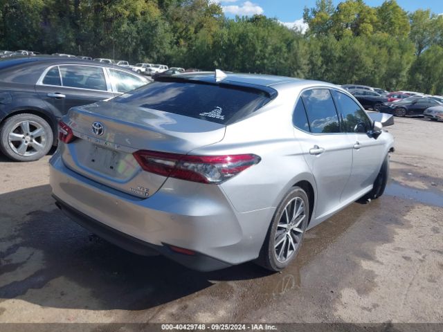 4T1F31AKXNU578870 Toyota Camry Xle Hybrid