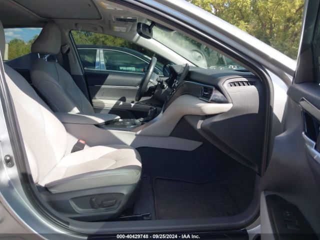 4T1F31AKXNU578870 Toyota Camry Xle Hybrid