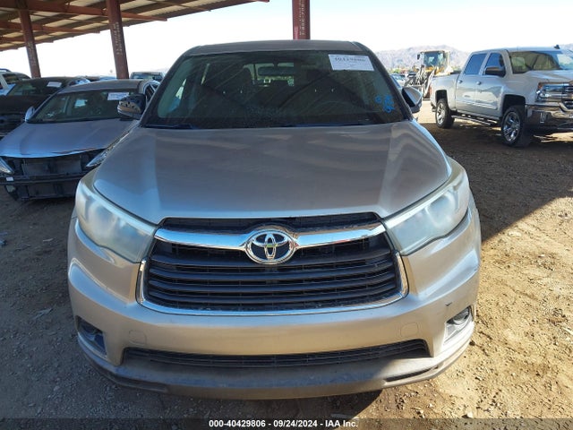 Toyota Highlander Le 2016 5TDZARFH2GS022160 Image 12