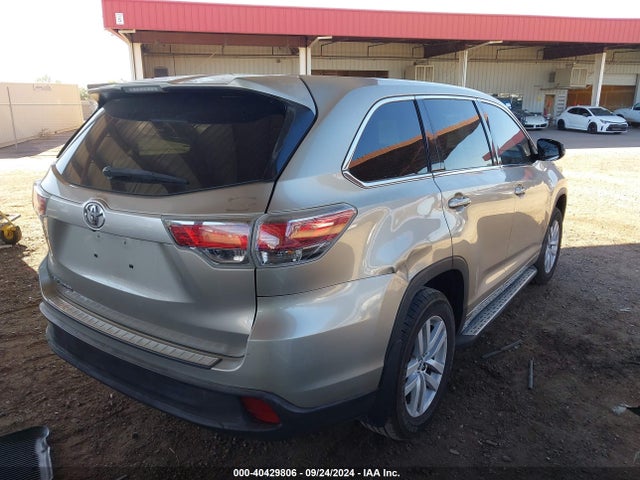 Toyota Highlander Le 2016 5TDZARFH2GS022160 Image 4
