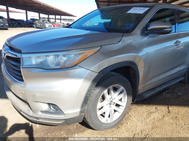 Toyota Highlander Le 2016 5TDZARFH2GS022160 Image 6