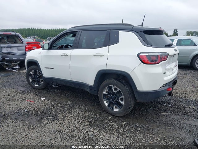 3C4NJDDB1HT660259 Jeep New Compass Trailhawk 4x4