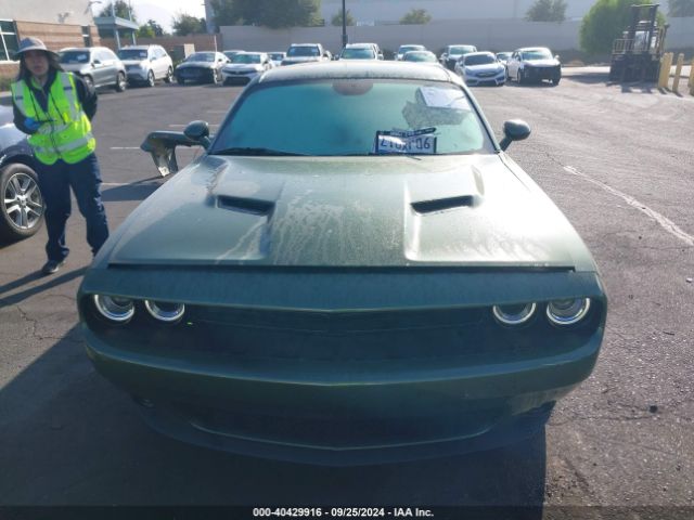 2C3CDZAG3NH156042 Dodge Challenger Sxt