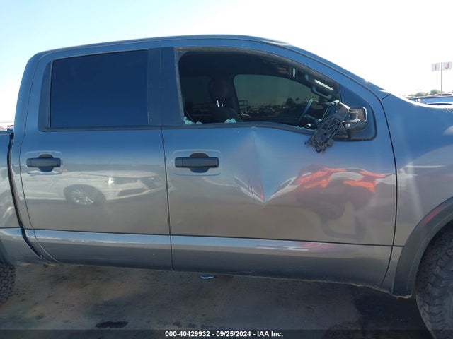 Nissan Titan Pro-4x 4x4 2024 1N6AA1ED0RN102916 Image 13