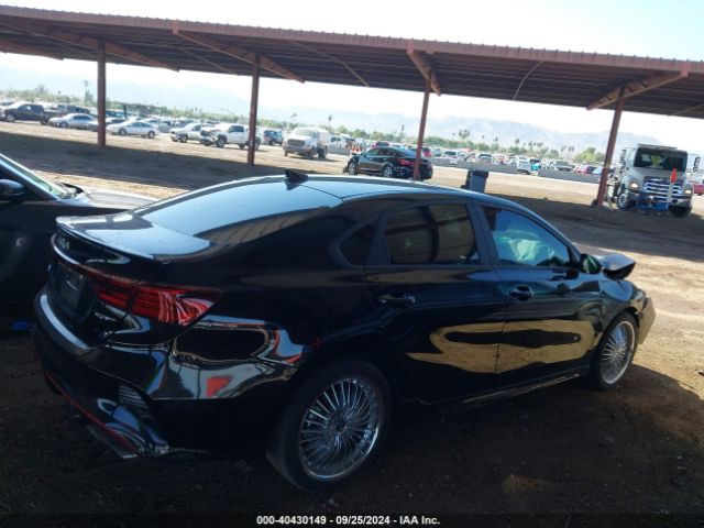 3KPF44AC7PE550196 KIA FORTE GT