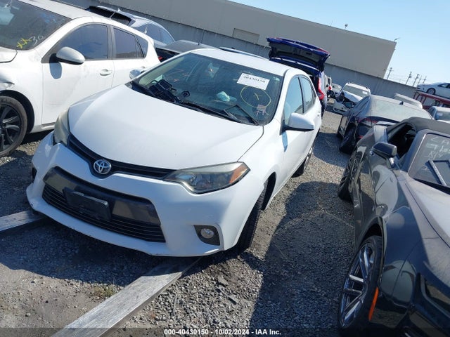 Toyota Corolla Le Plus 2015 5YFBURHE0FP267803 Image 2