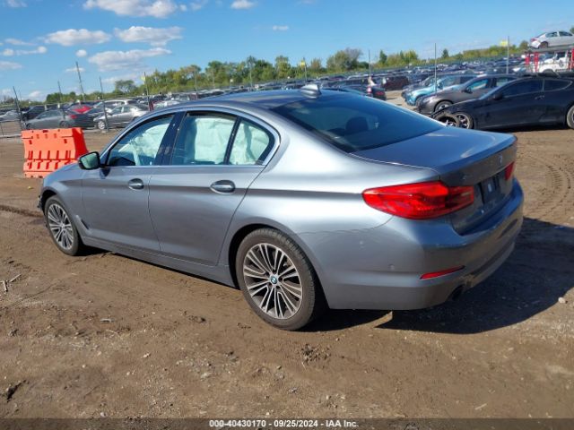 WBAJA7C36HG906251 BMW 530i Xdrive