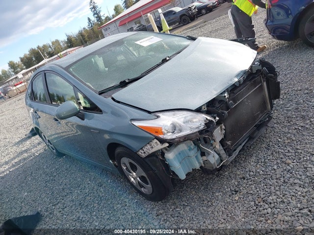 Toyota Prius Three 2015 JTDKN3DUXF1892530 Image 1